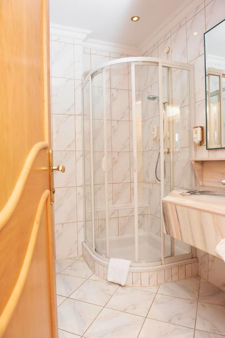 Hotel Lindner Vöcklabruck Extérieur photo
