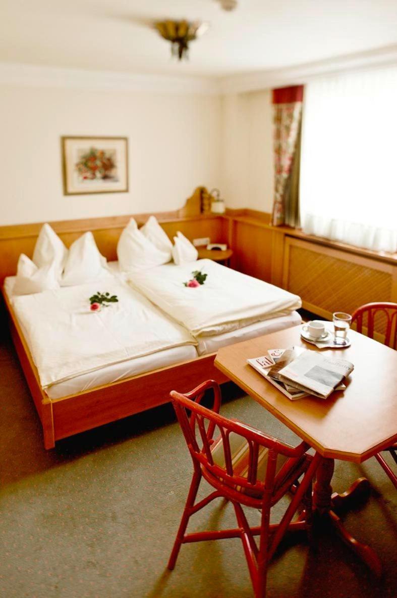 Hotel Lindner Vöcklabruck Extérieur photo